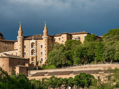 palazzo-ducale-urbino-2